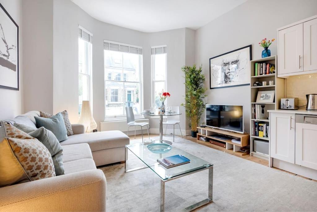 Contemporary Clapham Living Apartment ลอนดอน ภายนอก รูปภาพ